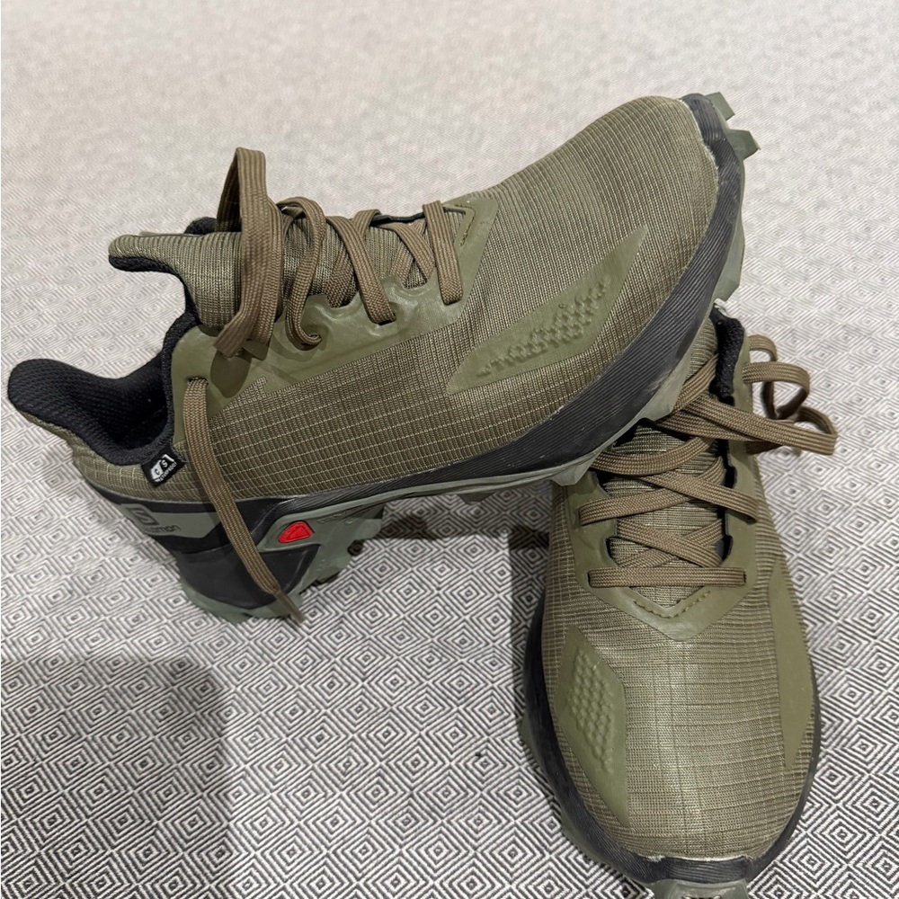 Salomon Kids' Trail Running Shoe in Olive Green